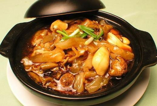 青龙老字号一品砂锅居(燕山路店)