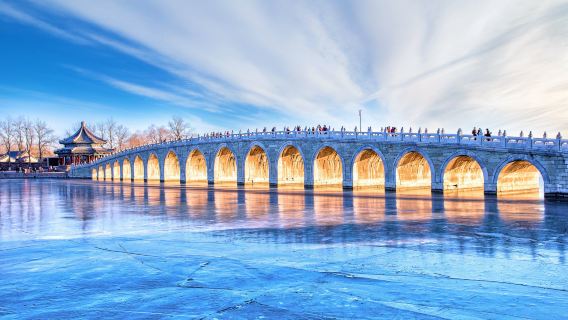 Excursión privada de un día a la Gran Muralla de Mutianyu y el Palacio de Verano con entrada