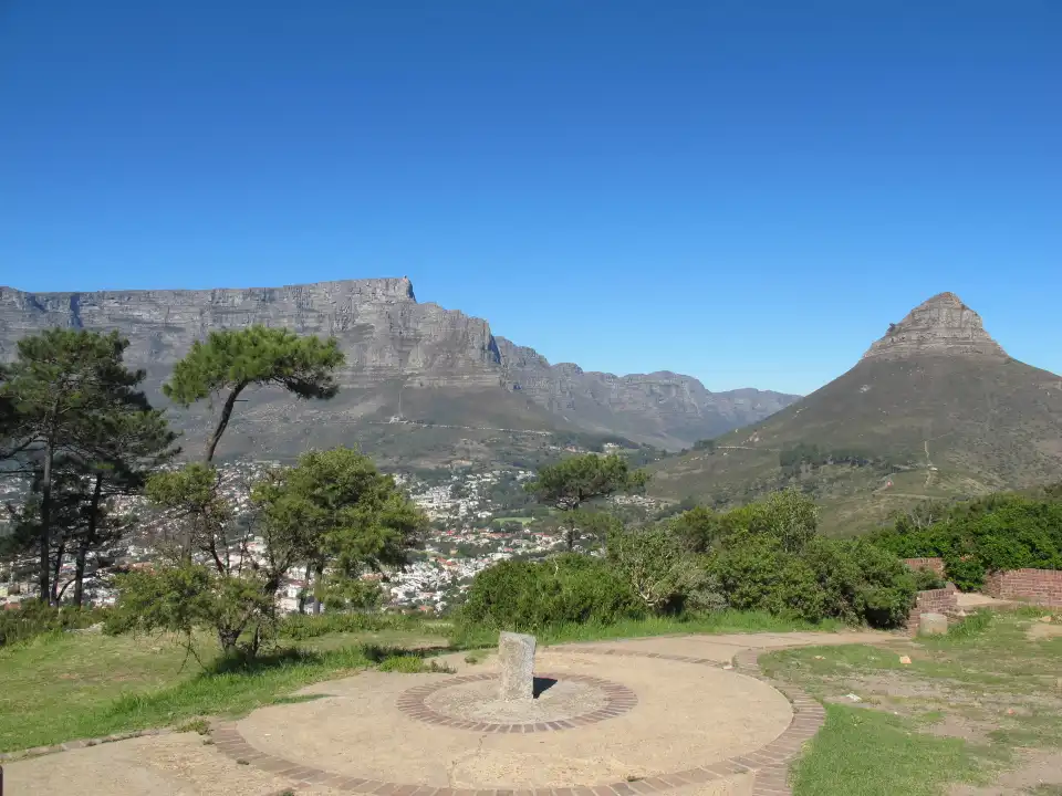 5_Signal Hill