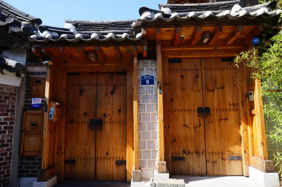 2_Bukchon Hanok Village