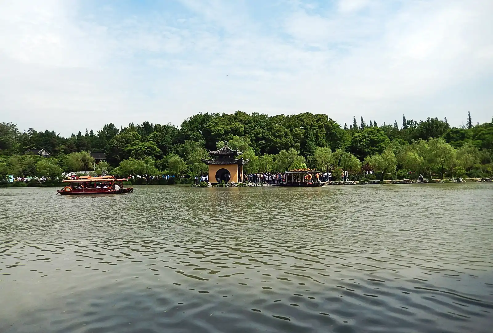 Hotels near Fuzhuang Villa