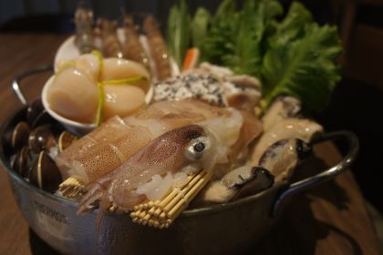 Simon Shantou hot pot shop Fumin