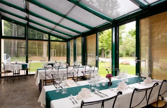 約翰卡度假酒店