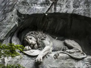 Lion Monument