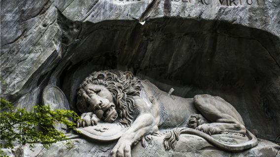 Lion Monument