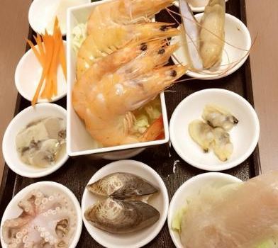 灵芝妹子海鲜米线(瓦房店新玛特店)