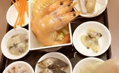 靈芝妹子海鮮米線（瓦房店新瑪特店）