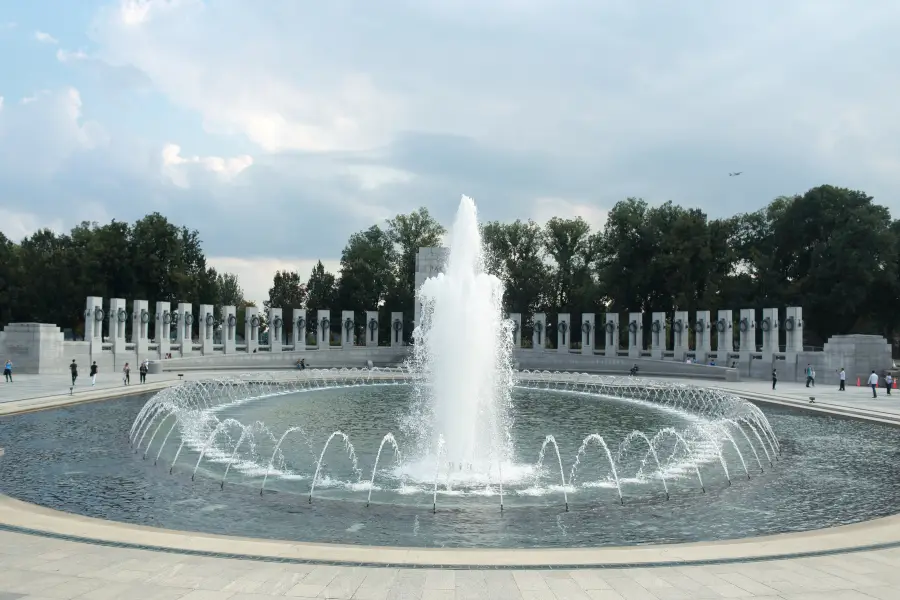 第二次世界大戦記念碑