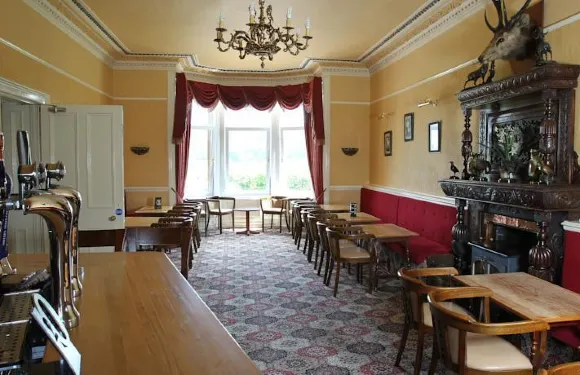 克雷斯菲爾德鄉村別墅酒店