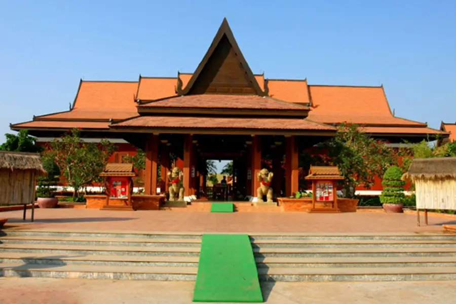 Камбоджийская культурная деревня