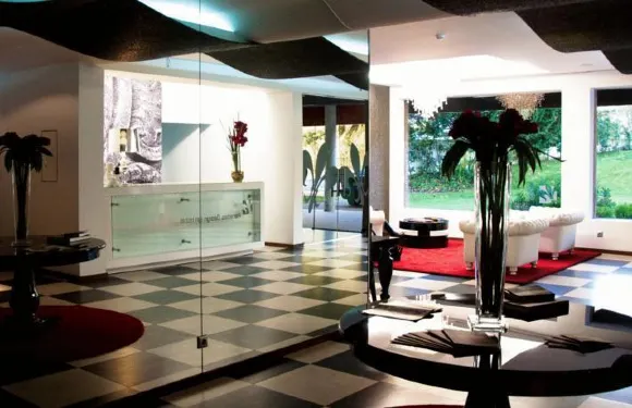 帕雷德斯設計酒店