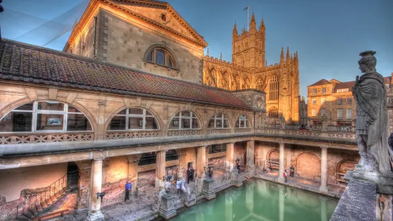 excursión de un día a Stonehenge, el Castillo de Windsor y Bath desde Londres, Reino Unido (con baños romanos opcionales)