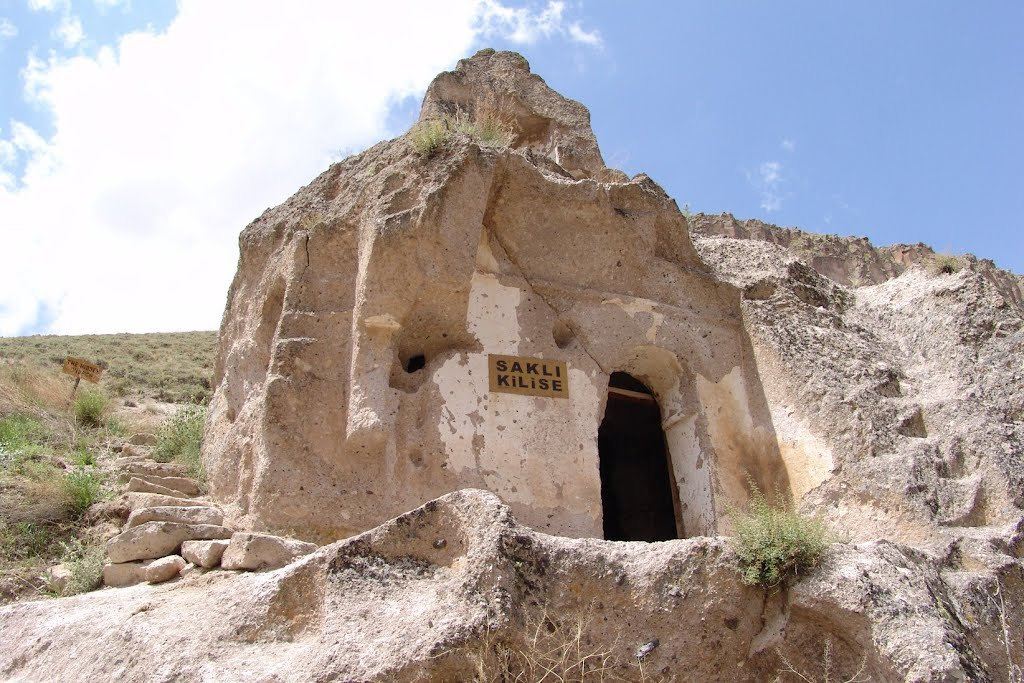 Sakli Church