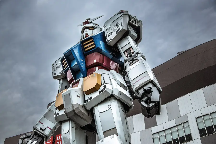 Unicorn Gundam Statue