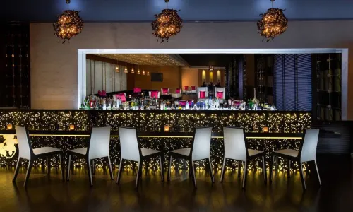 Jazz & Fizz Bar