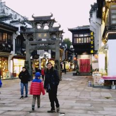 LaoJie DiYiLou User Photo