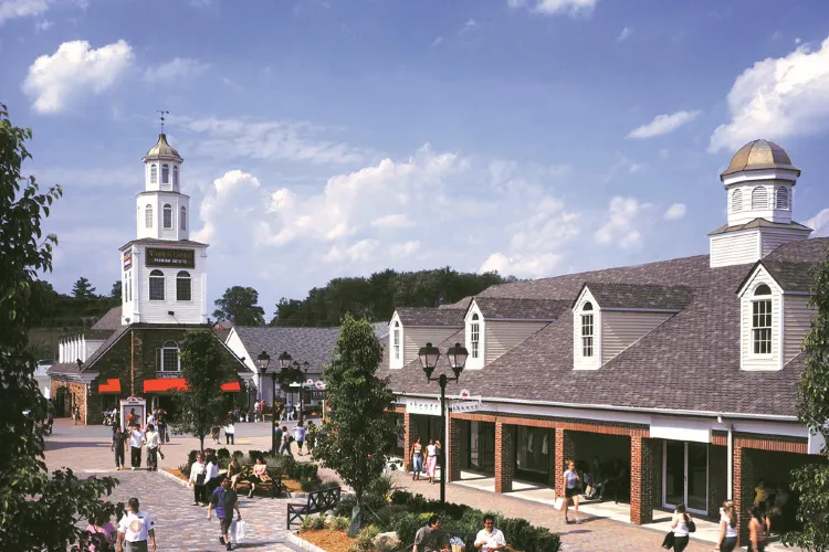 Woodbury Common Premium Outlets3