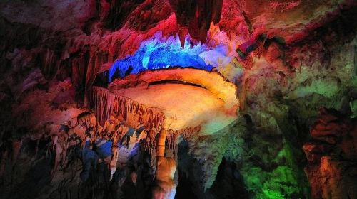 Yiling Cave