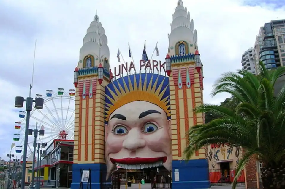 1_Luna Park Sydney