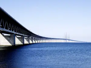 厄勒海峽大橋