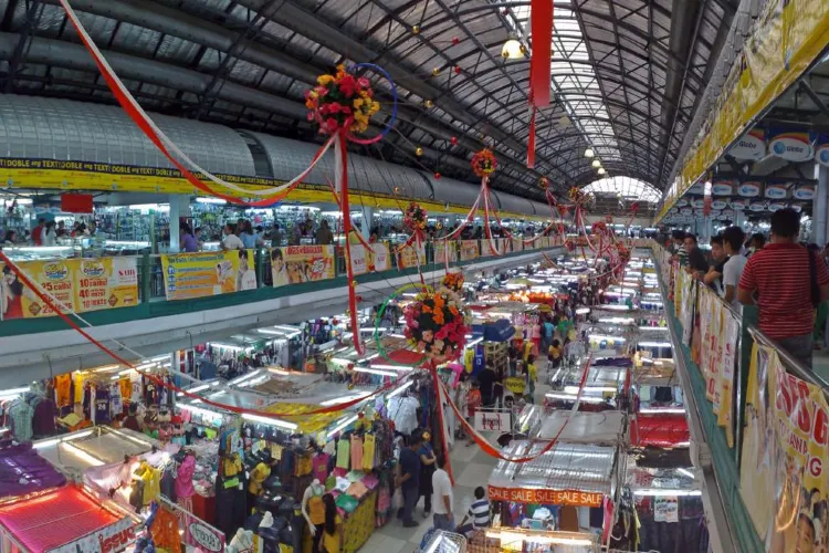 BUYING FAKE BAGS, SHOES, WATCH AT GREENHILLS SHOPPING CENTER