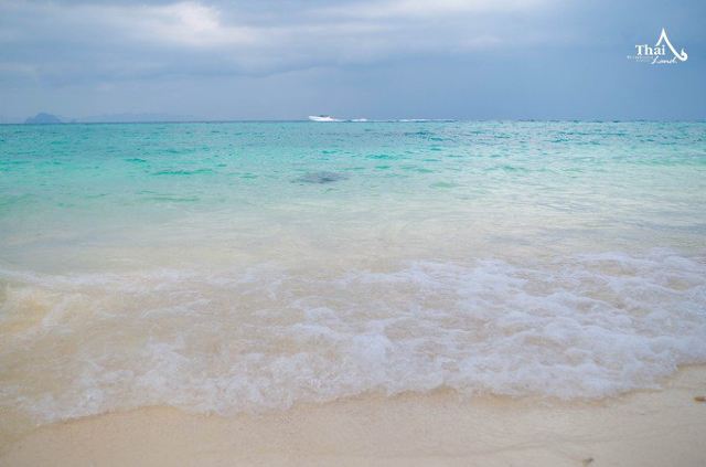 Tachai Island