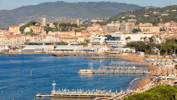 パレ・デ・フェスティバルとヴェルドン渓谷日帰りツアー【チャーターチャーター車、中国語ガイド、調整された旅程】