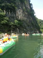 Rafting at Qinglong Valley, Yunle Mountain