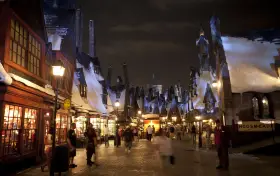 The Wizarding World of Harry Potter - Hogsmeade