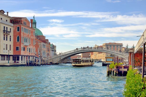 Ponte degli Scalzi