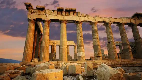 อะโครโพลิสกรีซ + จัตุรัสซินตักมา + อาคารรัฐสภา + ทัวร์สนามกีฬา Panathenaic ครึ่งวัน
