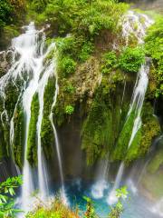 Huanglong Waterfall