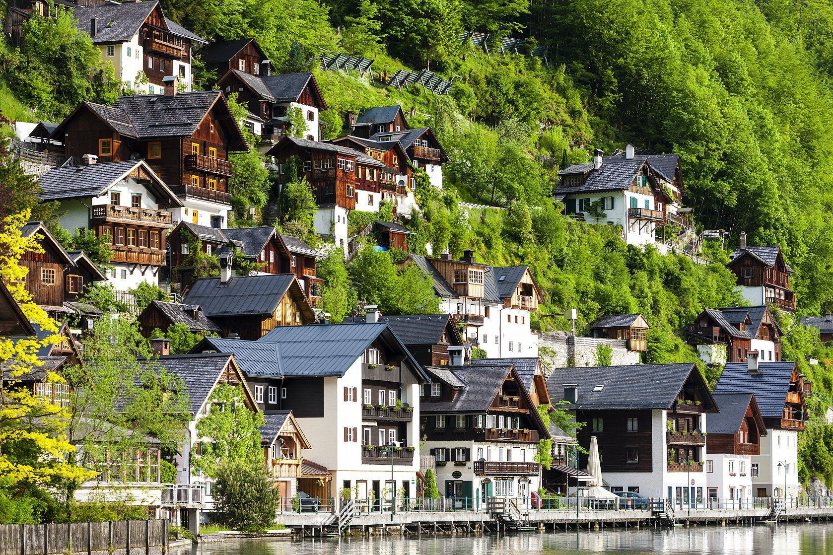 1-day tour to Hallstatt and Salzkammergut from Vienna, Austria