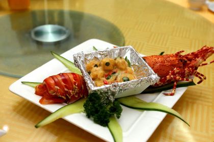 Moon River Chinese Sea Food Restaurant