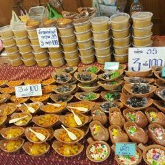 Amphawa Floating Market User Photo