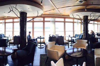 Six Seven Restaurant