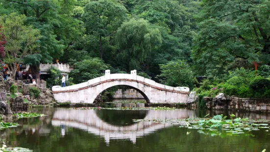 黔霊山公園