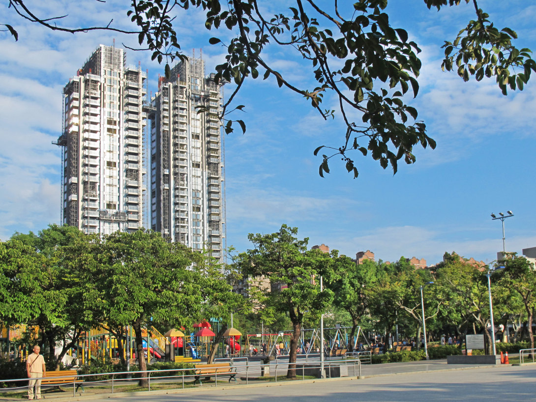 Daan Forest Park