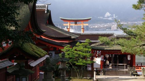 嚴島神社