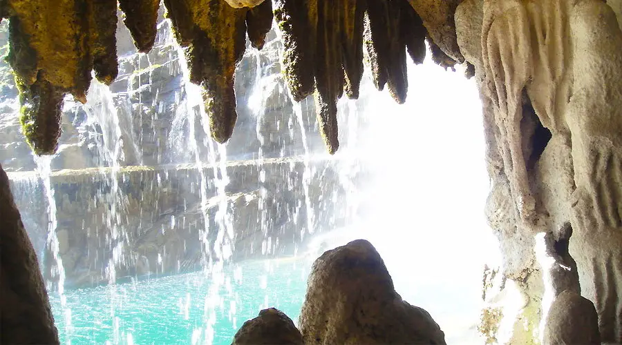 Water Curtain Cave