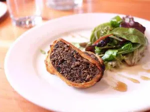 MUSSEL ANG STEAK BAR