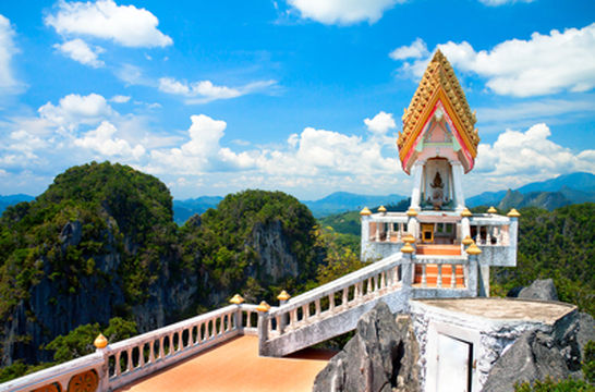Wat Tham Suea
