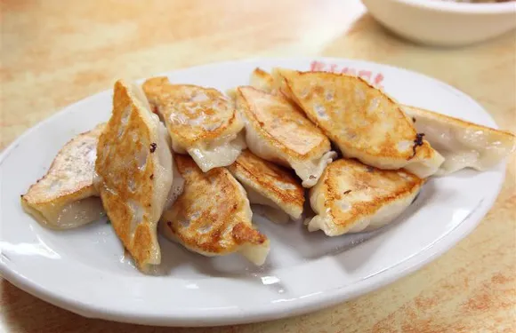 東門餃子館
