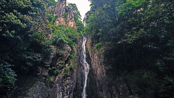 Jiujie Shimentai Waterfalls
