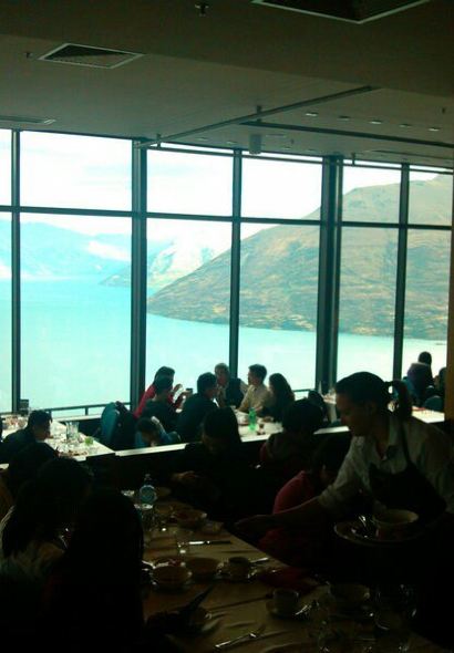 Stratosfare Restaurant & Bar