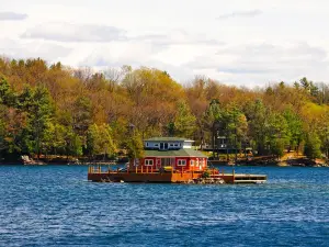 Popular Fall Viewing Attractions in Kingston