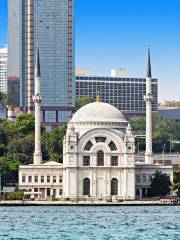 Mosquée de Dolmabahçe
