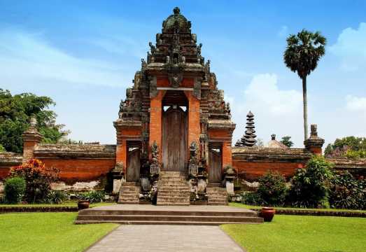 Bali Cultural Tour: Tanah Lot + Rice Terraces + Ubud Palace & Market 1-day Tour