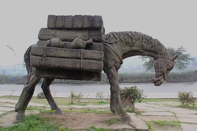 Memorial Statue of Ancient Tea Horse Road