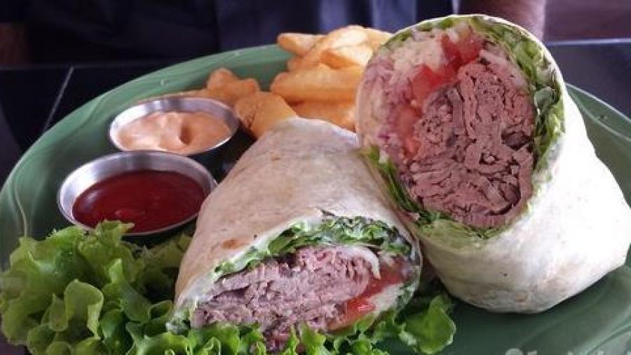 Pineapples Island Fresh Cuisine